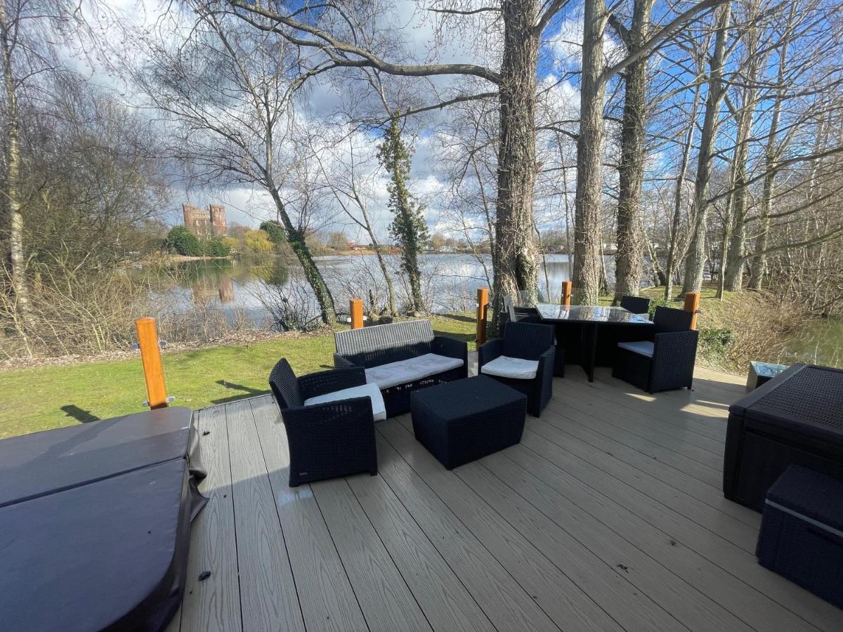 Rudd Lake Luxury Lakeside Lodge With Fishing & Hot Tub@Tattershall Zewnętrze zdjęcie